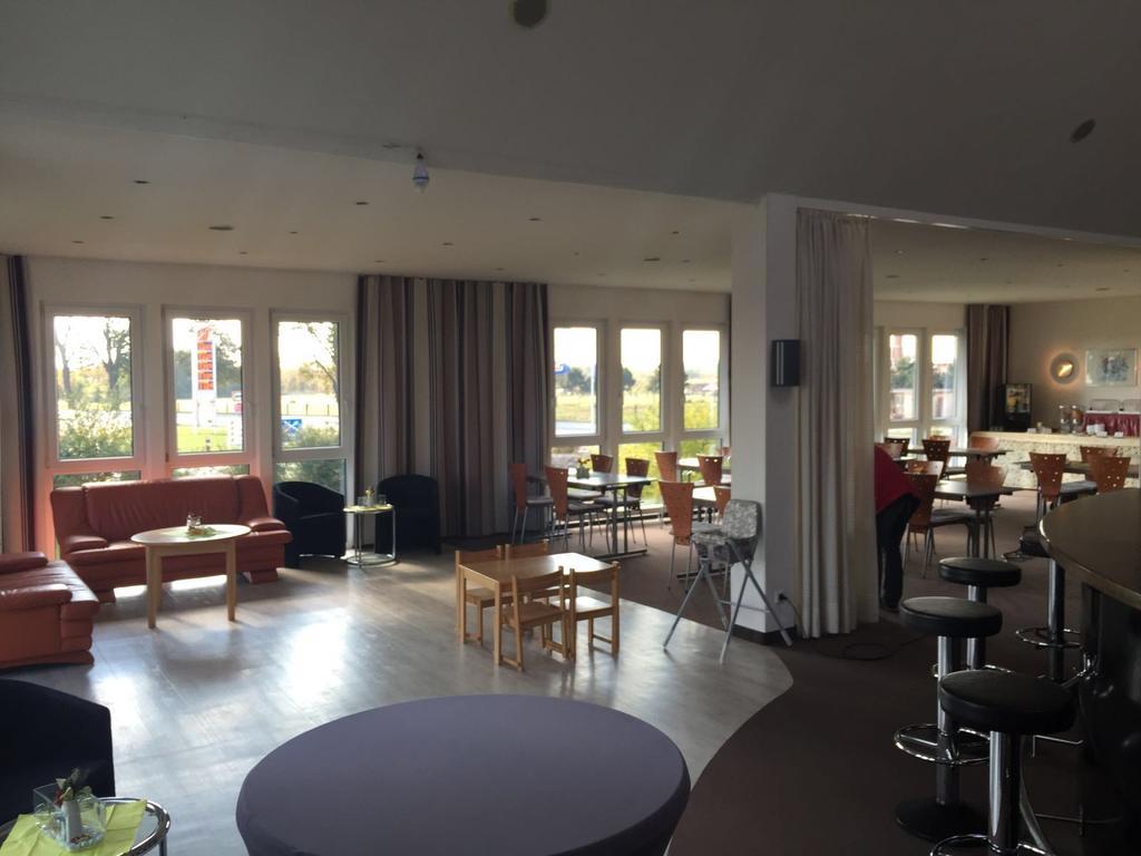 Ak 1 Hotel Ducherow المظهر الخارجي الصورة